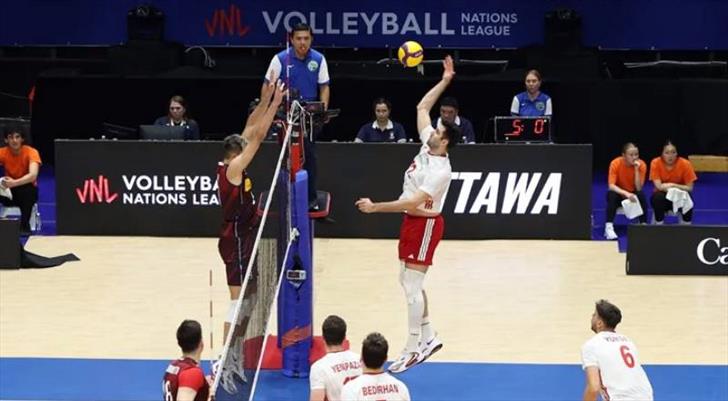 Filenin Efeleri, İtalya'ya 3-0 kaybetti