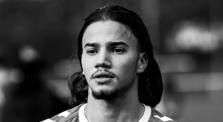 Fransa'dan üzücü haber! 21 yaşındaki futbolcu hayatını kaybetti