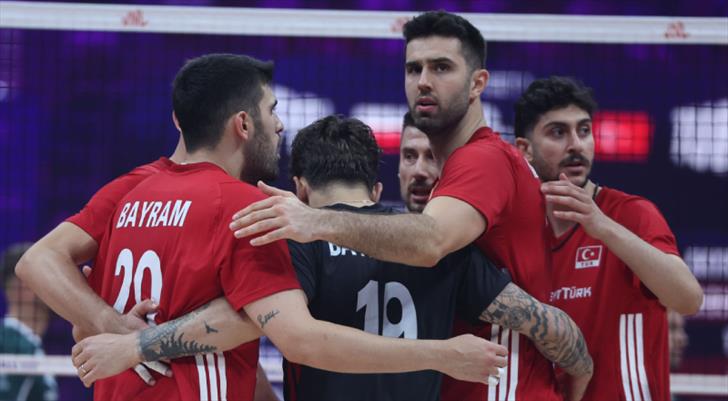 Filenin Efeleri, Polonya'ya 5 set sonunda mağlup oldu