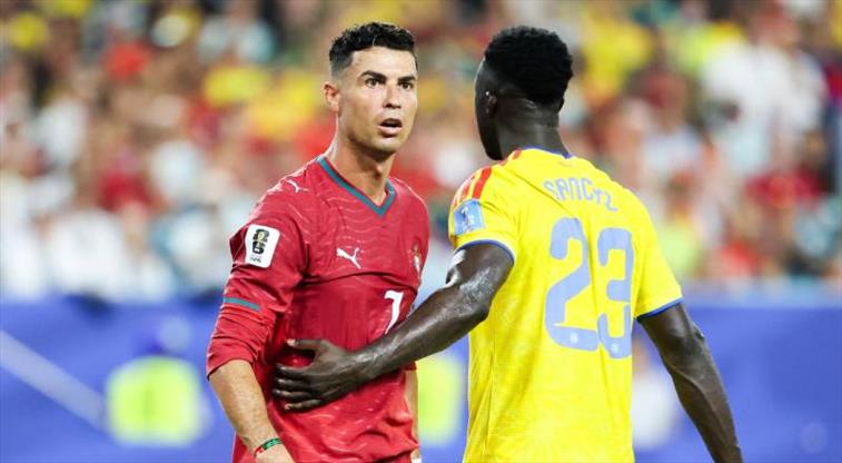 Kolombiya zirvede tamamladı! Ronaldo'lu Portekiz son 32'de