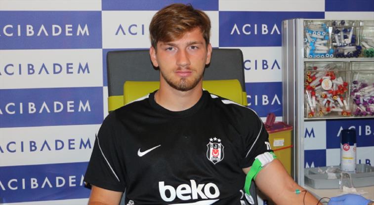 Beşiktaş'ta sağlık kontrolleri sürüyor