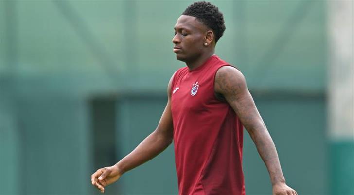 Ayrılık resmileşti! Trabzonspor'dan Basel'e kiralandı