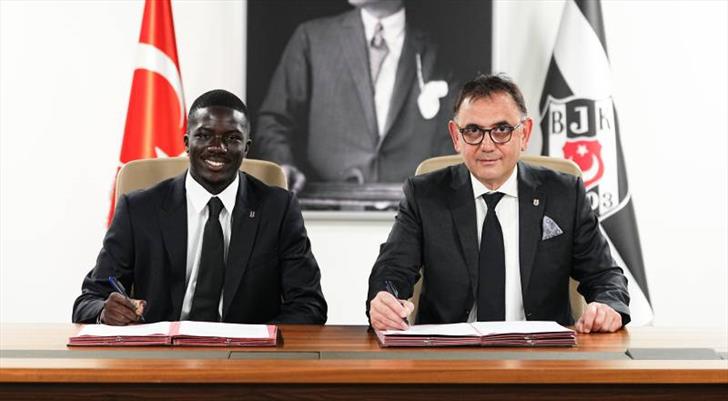 Kassoum Ouattara, Beşiktaş'ın 6. Fransız futbolcusu oldu