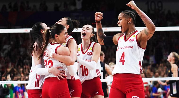 Filenin Sultanları yarı final yolunda! Rakip Kanada