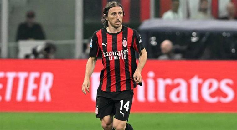 Luka Modric, 1 yıllık imzayı attı! Resmen açıklandı