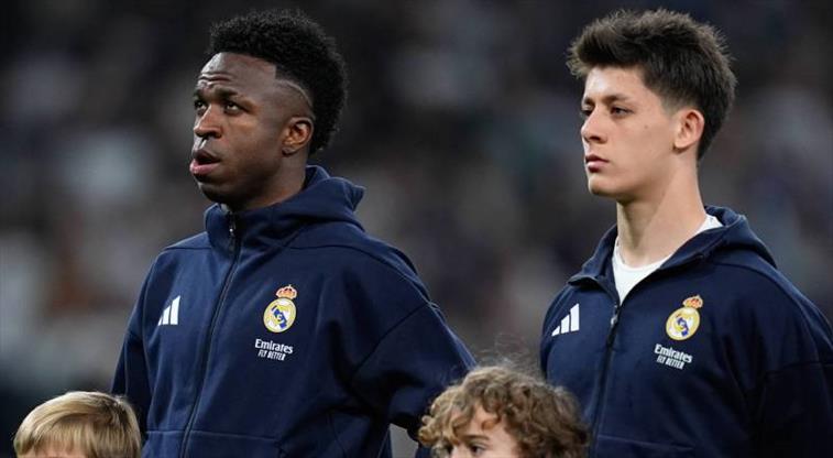 Real Madrid'e Vinicius Junior şoku! Gelecek sezon...