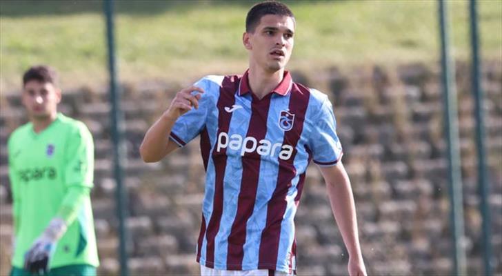 Trabzonspor'un genç yıldızı için teklif! Görüşmeler başladı