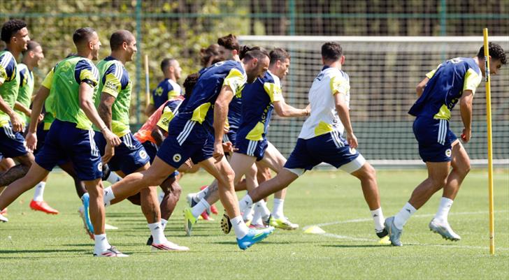 Fenerbahçe, hız kesmeden Sturm Graz maçının hazırlıklarına başladı