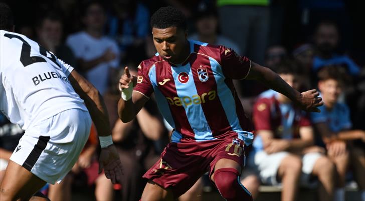 Trabzonspor'da sakatlık! Yeni transfer oyuna devam edemedi