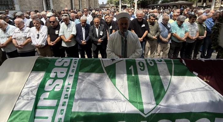 Eski milli futbolcu Haluk Erdem'in cenazesi, Bursa'da defnedildi