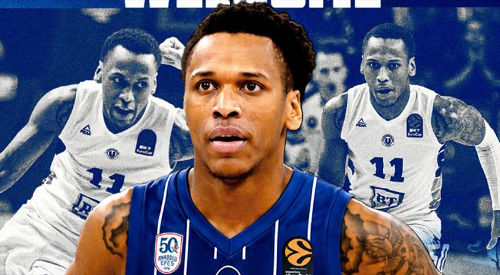 Anadolu Efes, transferi resmen açıkladı!