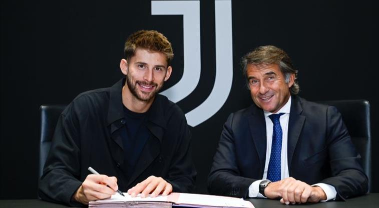 Juventus yeni kalecisini resmen açıkladı!
