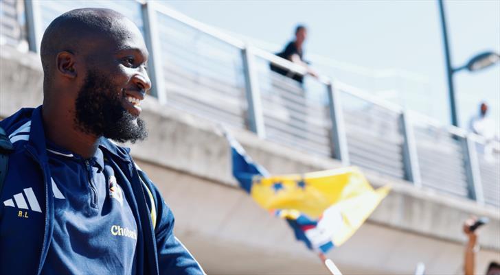 Fenerbahçe, Lyon'a indi
