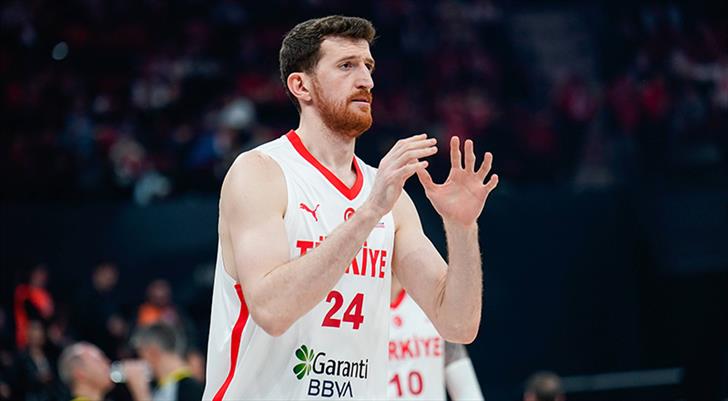 Milli basketbolcu Ercan Osmani ameliyat edildi