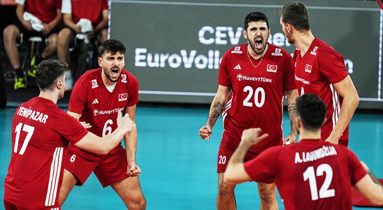 Filenin Efeleri ilk galibiyetini aldı!
